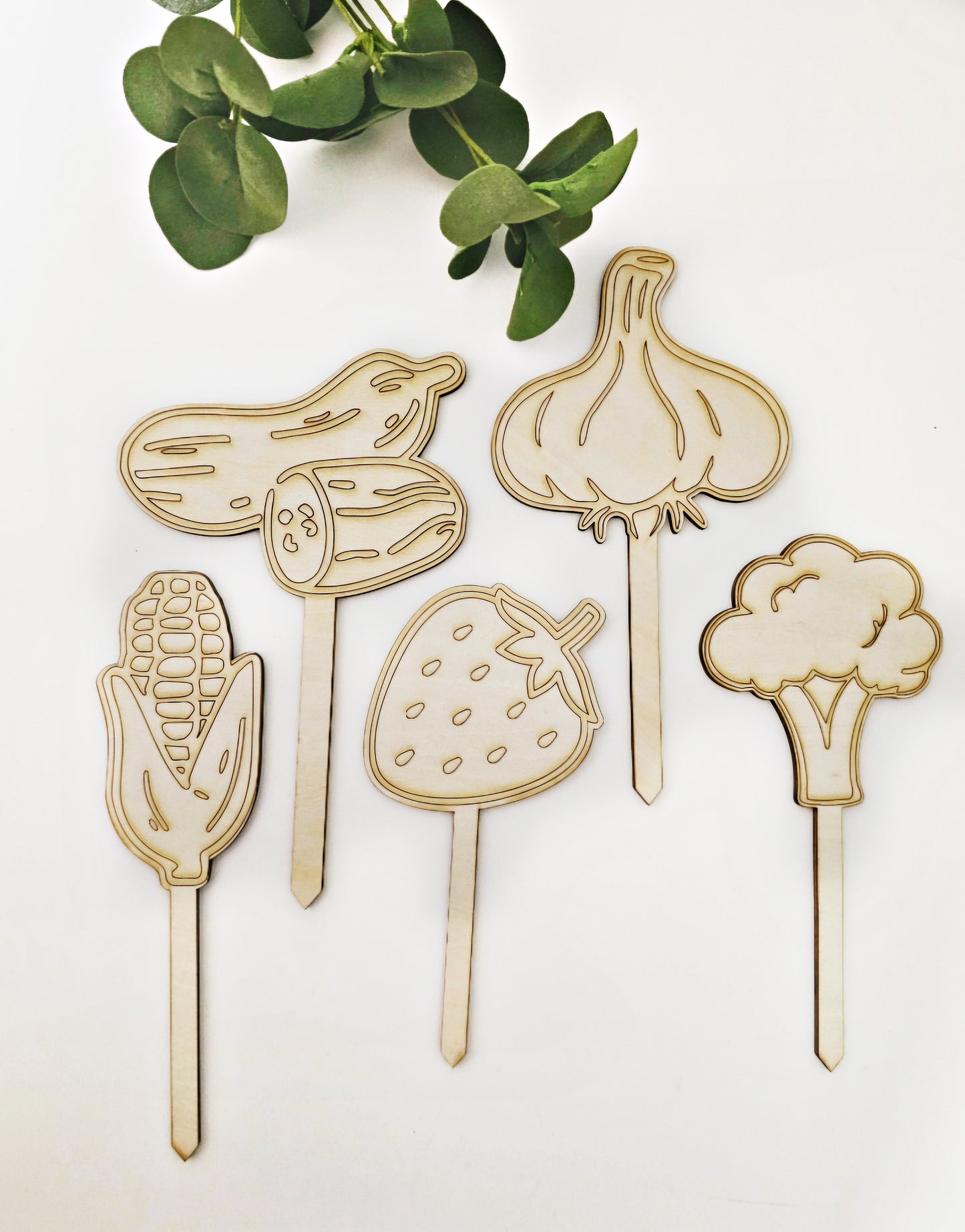 Wooden Garden Picks (Small & Large)