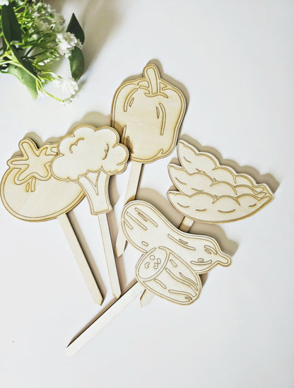 Wooden Garden Picks (Small & Large)